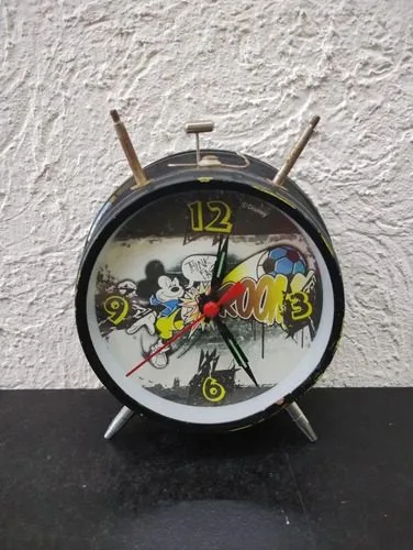 Reloj Despertador Disney Mickey Mouse Futbol Retro No Sirve Negro — Tech vintage, años 80s
