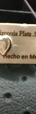 Aretes Broquel Corazón Zirconia Ch En Plata Fina .925 Plateado — Coleccionables vintage (foto 5)