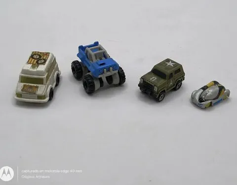 Lote 4 Mini Carritos Micro Machines Moose De Los 80's 90's Lote 4 Mini Carritos Micro Machines Moose De Los 80s Verde Azul Blanco Plateado