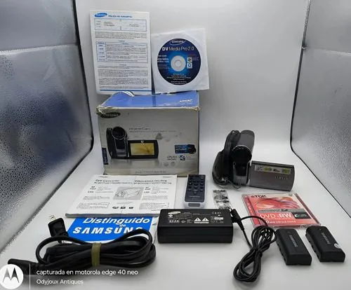 Videocámara Digital Samsung De Dvd Sc-dc175 34x Zoom En Caja Plateado — Video vintage, años NOW