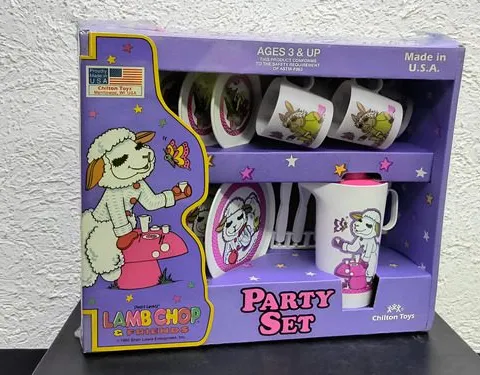 Juego De Té Vintage Lamb Chop & Friends Chilton Toys 1993 Blanco Con Morado Y Rosa