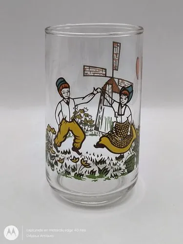 Vaso De Cristal Vintage Pareja Bailando Campo Molino Viento Transparente