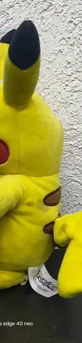 Peluche Pokémon Pikachu Nintendo Game Freak 2024 Original Amarillo — Gaming vintage, años NOW (foto 2)