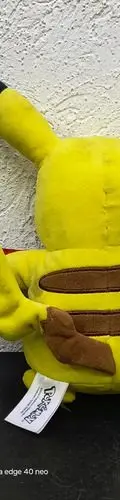 Peluche Pokémon Pikachu Nintendo Game Freak 2024 Original Amarillo — Gaming vintage, años NOW (foto 3)