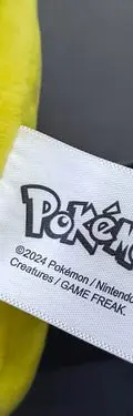 Peluche Pokémon Pikachu Nintendo Game Freak 2024 Original Amarillo — Gaming vintage, años NOW (foto 7)