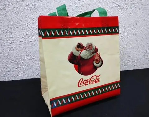 Bolsa Promocional Coleccionable Coca Cola Navideña 2020