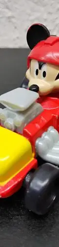 Carro Mickey Mouse Disney Mattel Año 2016 Original  Mickey Mousse Rojo Con Amarillo — Tech vintage, años NOW