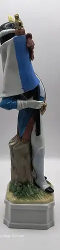 Estatua D Porcelana Soldado Napoleonico Ispada De Toledo 70s Azul Y Blanco — Decoración vintage, años 70s (foto 5)