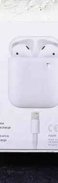 Caja De AirPods Apple Con Cable Usb C A Lightning Original Blanco — Tech vintage, años NOW (foto 5)