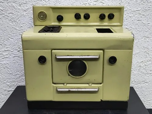 Mini Estufa De Lámina Vintage 60's Ward Amarilla Juguete Amarillo — Coleccionables vintage, años 60s