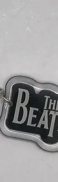 Set 4-pack Llaveros Retro The Beatles D Colección Grupo Rock Negro Blanco Azul/rojo — Coleccionables vintage (foto 8)