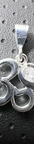 Dije Om Con Zirconia En Plata Fina.925 De 1.6cm Plateado — Coleccionables vintage