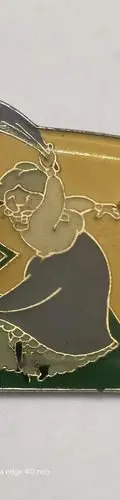 Pin De Abuelita Looney Tunes Mundial 1998 Retro Warner Bros Amarillo Pin De Abuelita Looney Tunes Mundial 1998 Retro Original