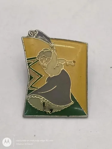Pin De Abuelita Looney Tunes Mundial 1998 Retro Warner Bros Amarillo Pin De Abuelita Looney Tunes Mundial 1998 Retro Original