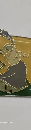 Pin De Abuelita Looney Tunes Mundial 1998 Retro Warner Bros Amarillo Pin De Abuelita Looney Tunes Mundial 1998 Retro Original