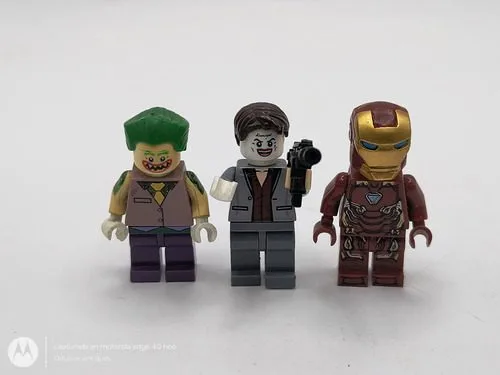 Lote 3 Figuras Bootlegos Iron Man Y The Jokers Retro 4cm 3 — Coleccionables vintage