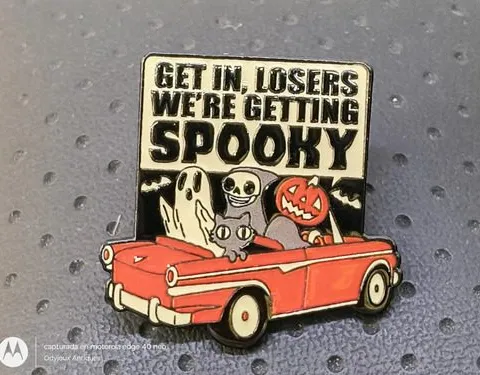Pin/broche Get In, Losers We're Getting Spooky Terror Metal Rojo Pin/broche Get In, Losers We're Getting Spooky Terror Metal 2.7cm