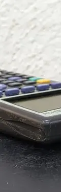 Calculadora Gráfica Texas Instruments Ti-83 Plus Color Negro Negro — Tech vintage, años NOW (foto 10)