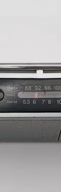 Radio Sony Portatil Icf-304 2 Bandas Am/fm Retro Año 1995 Plateado — Audio vintage, años 90s (foto 6)