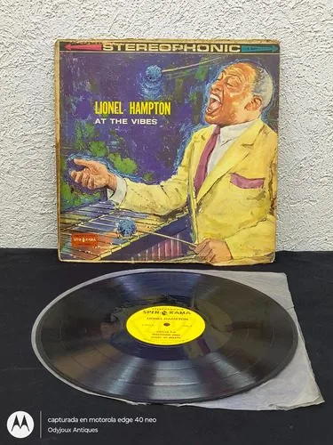 Disco Vinilo Lionel Hampton At The Vibes Stereophonic 1962 Estándar — Audio vintage, años 60s