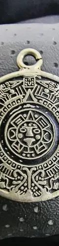 Dije Pirámide Y Calendario Azteca En Plata Ley .925 Abulon Plateado — Coleccionables vintage (foto 2)