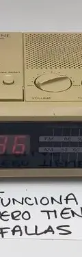 Radio Reloj Digital Sony Dream Machine Icf-c2w Am/fm 2 Bands Beige — Audio vintage, años 80s (foto 9)