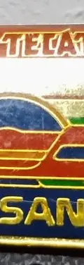 Pin Metalico Raro Promocional Tecate Nissan 1998 Retro  Dorado Rojo Azul Verde Tecate Nissan — Coleccionables vintage, años 90s (foto 3)