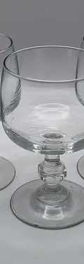 Set 3 Copas De Vino/agua De Cristal Vintage Francés Defecto Transparente — Decoración vintage
