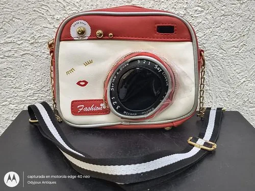 Bolsa Forma De Cámara Fotográfica Retro Vintage Roja Crossbo Rojo Liso Brilloso Oro Negro — Coleccionables vintage