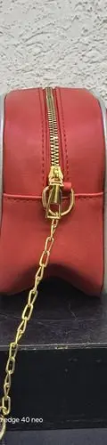 Bolsa Forma De Cámara Fotográfica Retro Vintage Roja Crossbo Rojo Liso Brilloso Oro Negro — Coleccionables vintage (foto 2)