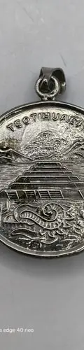 Dije De Latón Redondo Con Obsidiana Y Pirámide Teotihuacan Negro Con Plata — Coleccionables vintage (foto 9)