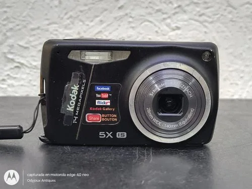 Cámara Digital Kodak Easyshare M575 14mp No Funciona Reparar Negro — Tech vintage, años NOW