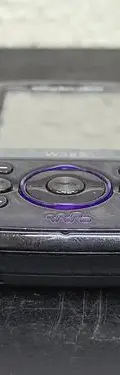 Celular Sony Ericsson W395 No Se Ve Pantalla Es Para Reparar Violeta Oscuro — Tech vintage, años NOW (foto 4)