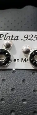 Aretes Broquel Mickey Mouse Zirconia Negro Plata Fina .925  Negro — Coleccionables vintage (foto 4)