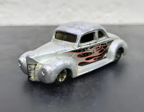 Carrito Hot Wheels 2001 Silver 1940 Ford Coupe Original Plateado