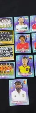 Lote 23 Estampas Fifa World Cup Qatar 2022 Panini Original Futbolistas Escudos Equipos Escudo — Coleccionables vintage, años NOW (foto 2)