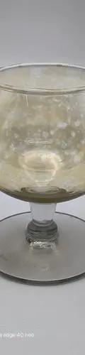 Copa De Cristal Antigua Para Brandy Deslavada Vintage 90ml Ámbar Deslavada — Decoración vintage (foto 10)