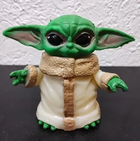 Figura Baby Yoda Star Wars Resina/plástico 9cm