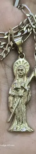 Cadena Tipo Cartier Dije Santa Muerte Latón Con Baño D Plata Plateado — Coleccionables vintage (foto 2)