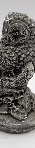 Estatua Figura Artesanal Animal Búho En Rama De Yeso 11.7cm Gris — Decoración vintage (foto 3)