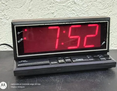 Reloj Alarma Digital Cosmo Time Jumbo E-805 Vintage Rtro 80s Madera