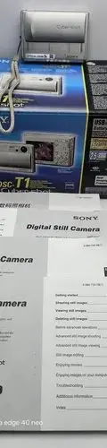 Cámara Sony Cyber-shot Dsc-t1 En Caja No Sirve Reparar/pz Plateado — Tech vintage, años NOW (foto 3)