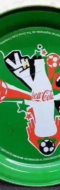 Mini Charola Coleccionable Coca Cola Mundial 2010 Portavasos — Decoración vintage, años NOW (foto 7)