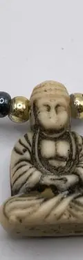 Collar Artesanal De Buda Buddah Con Cuentas De Chaquiron Azul Metalico — Coleccionables vintage (foto 6)