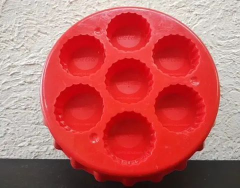 Molde Para Hielo Coca Cola De Colección En Forma Corcholata Rojo