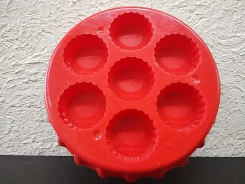 Molde Para Hielo Coca Cola De Colección En Forma Corcholata Rojo — Coleccionables vintage