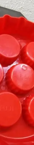 Molde Para Hielo Coca Cola De Colección En Forma Corcholata Rojo — Coleccionables vintage (foto 6)