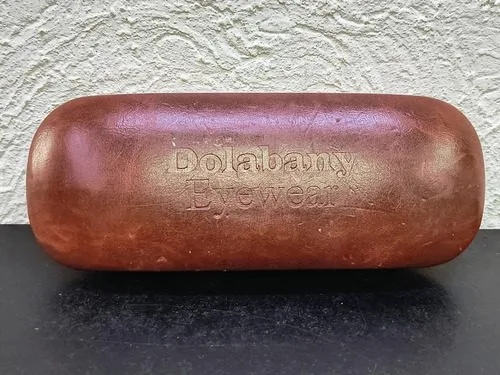 Estuche Rígido Para Lentes Dolabany Eyewear De Piel Original Café — Coleccionables vintage