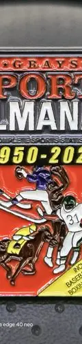 Pin/broche Volver Al Futuro Sports Almanac Retro Metal 3.8cm Rojo Pin/broche Volver Al Futuro Sports Almanac Retro Metal 3.8cm — Coleccionables vintage, años NOW