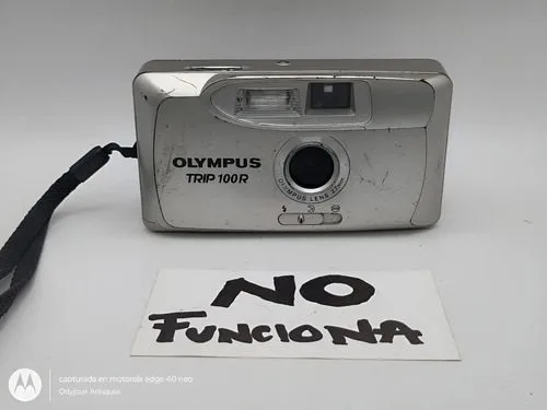 Cámara Analógica Olympus Trip 100r No Funciona Para Reparar Dorado — Tech vintage, años 90s